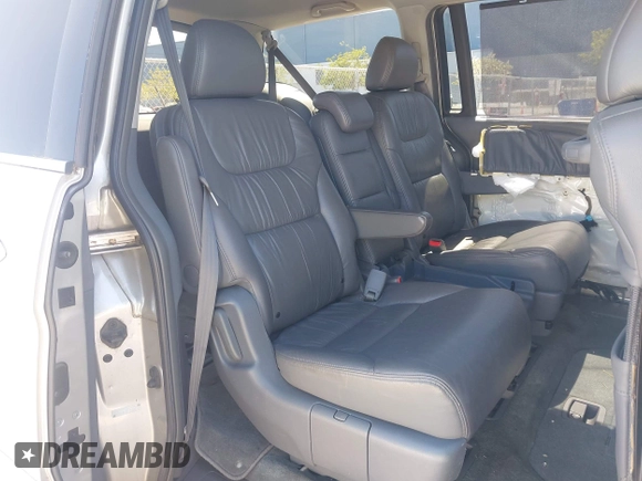 2006 Honda Odyssey EX-L with VIN 5FNRL38766B038599, listed as a IAAI auction lot 41989217 with 164,118 mi miles. Bid and sale history available at carsss.com. Image 8.