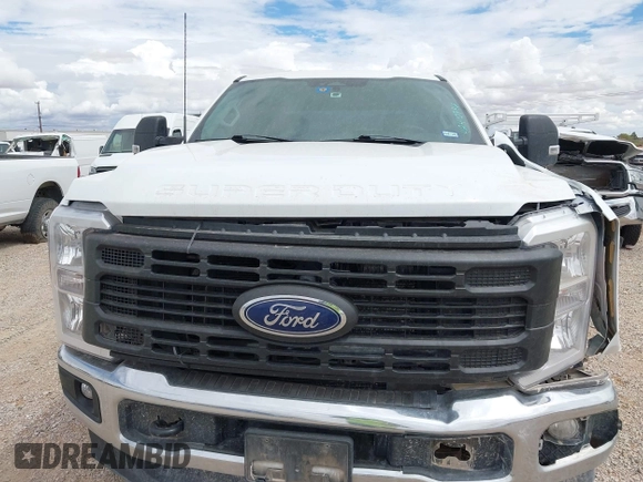 2023 Ford F-250 XL with VIN 1FT7W2BA1PEC14278, listed as a IAAI auction lot 42410942 with 61,769 mi miles and . Bid and sale history available at DreamBid. Image 12.