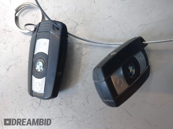2011 BMW 3 Series 328i с VIN WBAPH5C50BA440919, выставлен на аукционе IAAI как лот 42494376 с пробегом 118 877 миль миль и . История ставок и продаж доступна на DreamBid. Изображение 11.