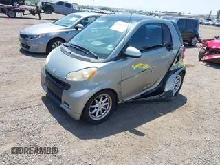 2008 Smart fortwo Pure with VIN WMEEJ31X08K139496, listed as a IAAI auction lot 42467749 with 108,787 mi miles and . Bid and sale history available at DreamBid. Image 17.