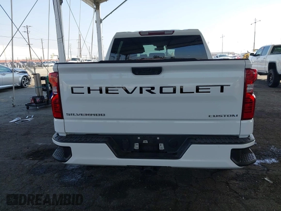 2022 Chevrolet Silverado 1500 Custom with VIN 3GCPDBEK5NG562651, listed as a IAAI auction lot 41539993 with 28,952 mi miles. Bid and sale history available at carsss.com. Image 17.