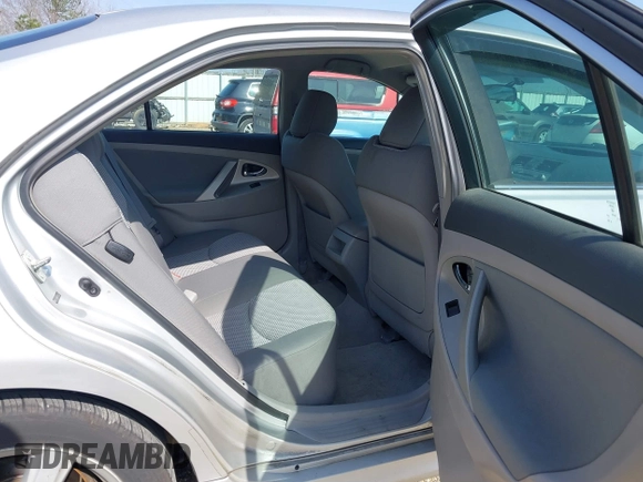 2009 Toyota Camry with VIN 4T1BE46K79U344730, listed as a IAAI auction lot 41804078 with 209,628 mi miles. Bid and sale history available at carsss.com. Image 8.