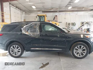 2023 Ford Explorer XLT z VIN 1FMSK8DH2PGA78746, wystawiony jako IAAI lot #42083757 z przebiegiem 11 592 mil mil oraz . Historia ofert i sprzedaży dostępna na DreamBid. Obrazek 13.