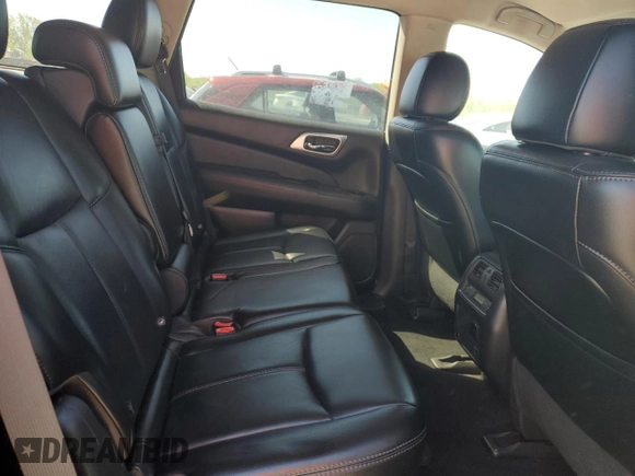2017 Nissan Pathfinder Platinum z VIN 5N1DR2MM8HC663211, wystawiony jako Copart lot #52680555 z przebiegiem 183 346 mil mil oraz Czysty tytuł • Clean title. Historia ofert i sprzedaży dostępna na DreamBid. Obrazek 11.