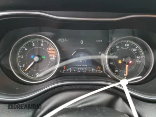 2019 Jeep Cherokee Trailhawk Elite with VIN 1C4PJMBX9KD461643, listed as a Copart auction lot 46308055 with 84,009 mi miles and Salvage Title. Bid and sale history available at carsss.com. Image 9.