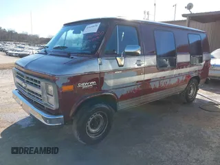 1986 Chevrolet Chevy Van z VIN 1GCEG25N9G7163670, wystawiony jako IAAI lot #41654650 z przebiegiem Nie podano mil oraz . Historia ofert i sprzedaży dostępna na DreamBid. Obrazek 2.
