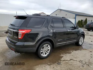 2014 Ford Explorer XLT with VIN 1FM5K7D80EGC34156, listed as a Copart auction lot 50270725 with 129,426 mi miles and Salvage Title. Bid and sale history available at DreamBid. Image 3.