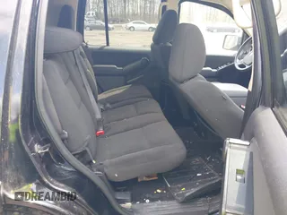 2010 Ford Explorer XLT with VIN 1FMEU7DE8AUA78668, listed as a IAAI auction lot 42035360 with 227,594 mi miles and . Bid and sale history available at DreamBid. Image 8.