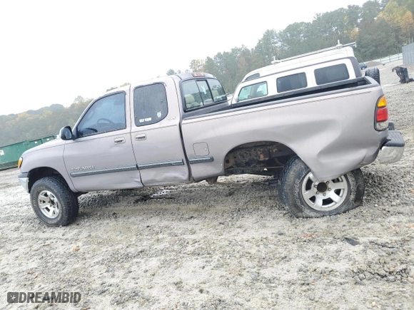 2001 Toyota Tundra SR5 with VIN 5TBRN34131S170647, listed as a Copart auction lot 79766604 with 320,696 mi miles and Salvage Title. Bid and sale history available at carsss.com. Image 2.