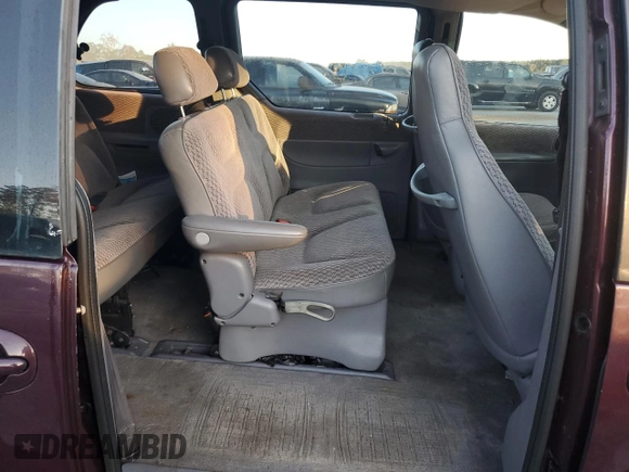 1999 Dodge Caravan SE with VIN 2B4GP45G1XR452379, listed as a Copart auction lot 75135564 with 203,927 mi miles and Salvage Title. Bid and sale history available at carsss.com. Image 11.