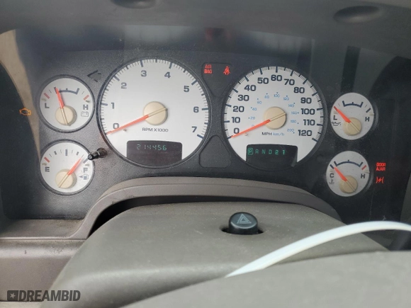2004 Dodge Ram 1500 SLT with VIN 1D7HU18D14S575924, listed as a Copart auction lot 51311865 with 214,456 mi miles and Clean Title. Bid and sale history available at carsss.com. Image 9.