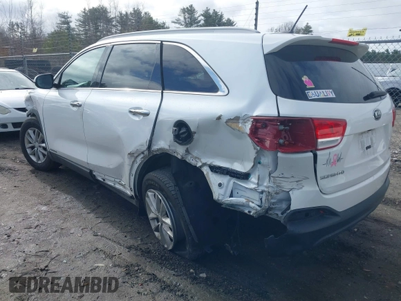 2018 Kia Sorento LX V6 with VIN 5XYPGDA52JG374276, listed as a IAAI auction lot 41825942 with 57,690 mi miles. Bid and sale history available at carsss.com. Image 3.