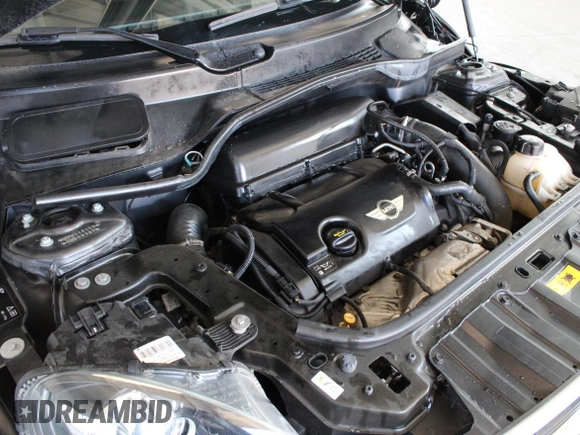 2016 MINI Countryman S z VIN WMWZC5C55GWU00997, wystawiony jako Copart lot #64326835 z przebiegiem 41 217 mil mil oraz Szkoda całkowita • Salvage title. Historia ofert i sprzedaży dostępna na DreamBid. Obrazek 7.