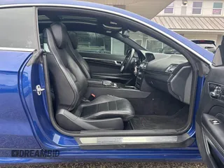 2017 Mercedes-Benz E-Class E 400 with VIN WDDKJ6HB8HF353602, listed as a IAAI auction lot 41963703 with 148,972 mi miles. Bid and sale history available at carsss.com. Image 5.