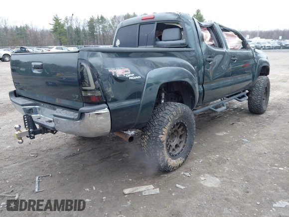 2011 Toyota Tacoma with VIN 5TFLU4EN0BX021583, listed as a IAAI auction lot 41937302 with 249,251 mi miles. Bid and sale history available at carsss.com. Image 4.