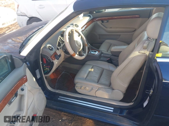 2006 Audi A4 3.0L with VIN WAUDT48H56K005067, listed as a IAAI auction lot 41461718 with 197,728 mi miles. Bid and sale history available at carsss.com. Image 5.