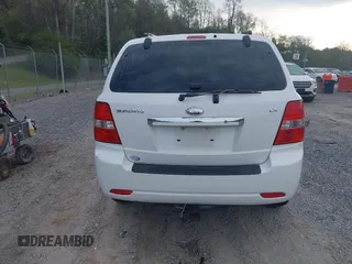 2008 Kia Sorento LX z VIN KNDJC735085785971, wystawiony jako IAAI lot #42092094 z przebiegiem 97 823 mil mil oraz . Historia ofert i sprzedaży dostępna na DreamBid. Obrazek 16.