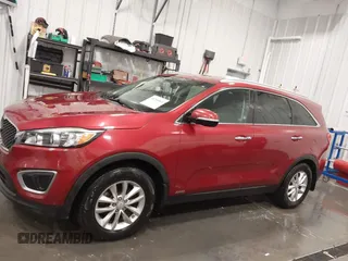 2016 Kia Sorento LX with VIN 5XYPGDA39GG162823, listed as a IAAI auction lot 41744061 with 95,195 mi miles. Bid and sale history available at carsss.com. Image 14.