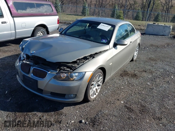 2008 BMW 3 Series 328i with VIN WBAWR33518P151390, listed as a IAAI auction lot 41862397 with 132,545 mi miles and . Bid and sale history available at carsss.com. Image 2.