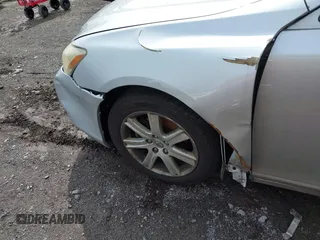 2008 Lexus ES 330 z VIN JTHBJ46G982258839, wystawiony jako IAAI lot #42355889 z przebiegiem Nie podano mil oraz . Historia ofert i sprzedaży dostępna na DreamBid. Obrazek 6.