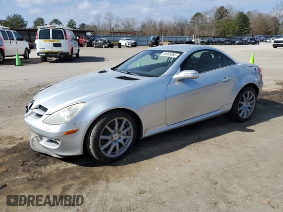2006 Mercedes-Benz SLK 350 с VIN WDBWK56F56F100161, выставлен на аукционе Copart как лот 44066365 с пробегом 24 960 миль миль и Списание • Salvage title. История ставок и продаж доступна на DreamBid. Изображение 1.