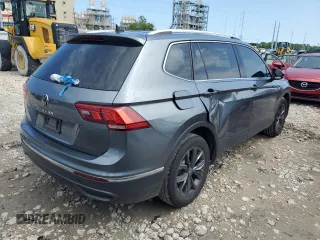 2022 Volkswagen Tiguan SE z VIN 3VV3B7AX6NM138384, wystawiony jako Copart lot #56172065 z przebiegiem 45 074 mil mil oraz Szkoda całkowita • Salvage title. Historia ofert i sprzedaży dostępna na DreamBid. Obrazek 3.