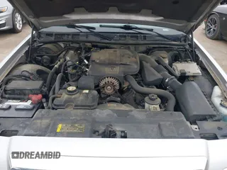 2006 Mercury Grand Marquis GS z VIN 2MEFM74V16X646802, wystawiony jako IAAI lot #42358697 z przebiegiem 169 321 mil mil oraz . Historia ofert i sprzedaży dostępna na DreamBid. Obrazek 10.