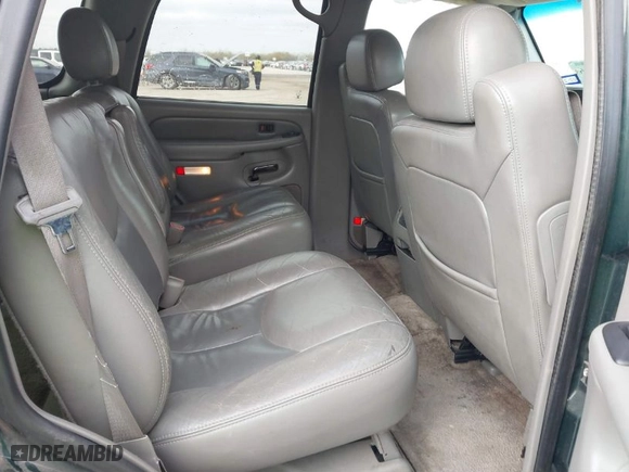 2003 GMC Yukon Denali with VIN 1GKEK63U13J206304, listed as a IAAI auction lot 41703536 with 224,781 mi miles. Bid and sale history available at carsss.com. Image 8.