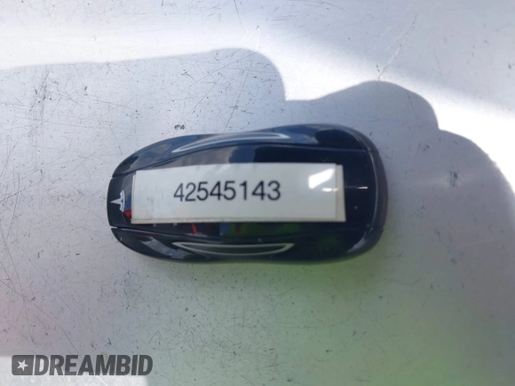 2014 Tesla Model S 60 with VIN 5YJSA1H12EFP39582, listed as a IAAI auction lot 42545143 with 117,383 mi miles and . Bid and sale history available at DreamBid. Image 11.