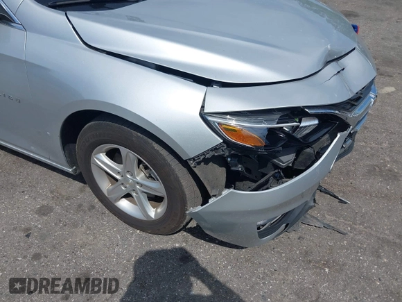 2022 Chevrolet Malibu LT with VIN 1G1ZD5ST8NF174864, listed as a IAAI auction lot 42049911 with 90,571 mi miles and . Bid and sale history available at DreamBid. Image 6.