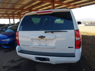 2012 Chevrolet Suburban LT with VIN 1GNSCJE05CR318556, listed as a IAAI auction lot 41654002 with 222,329 mi miles. Bid and sale history available at carsss.com. Image 17.