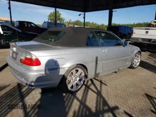 2002 BMW 3 Series 325Ci with VIN WBABS33412JY58882, listed as a Copart auction lot 82200274 with 203,603 mi miles and Clean Title. Bid and sale history available at carsss.com. Image 3.