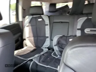 2017 Chevrolet Suburban LT z VIN 1GNSKHKC3HR112606, wystawiony jako Copart lot #59784195 z przebiegiem 120 089 mil mil oraz Szkoda całkowita • Salvage title. Historia ofert i sprzedaży dostępna na DreamBid. Obrazek 10.