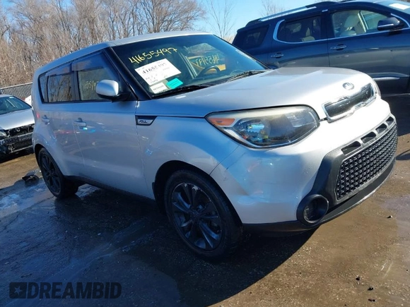 2015 Kia Soul + with VIN KNDJP3A52F7814968, listed as a IAAI auction lot 41655497 with 113,804 mi miles. Bid and sale history available at carsss.com. Image 1.