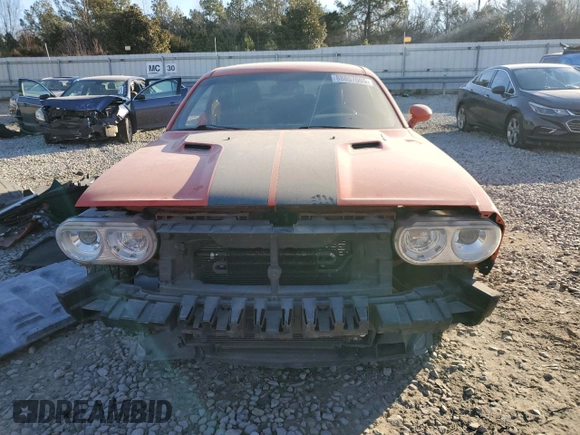 2010 Dodge Challenger SRT-8 with VIN 2B3CJ7DW8AH308873, listed as a Copart auction lot 88857005 with 162,537 mi miles and Salvage title. Bid and sale history available at DreamBid. Image 5.
