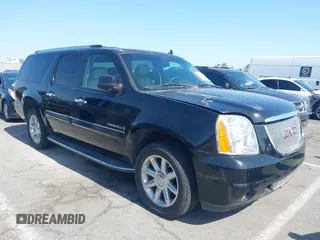 2007 GMC Yukon XL with VIN 1GKFK66877J182664, listed as a IAAI auction lot 42564891 with 165,250 mi miles and . Bid and sale history available at DreamBid. Image 1.