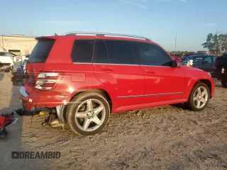 2015 Mercedes-Benz GLK 250 with VIN WDCGG0EB1FG365477, listed as a Copart auction lot 71748494 with 135,522 mi miles and Salvage Title. Bid and sale history available at DreamBid. Image 3.