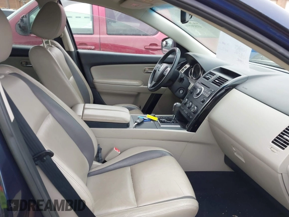 2012 Mazda CX-9 Touring with VIN JM3TB2CA3C0363847, listed as a IAAI auction lot 41536598 with 176,230 mi miles and . Bid and sale history available at carsss.com. Image 5.