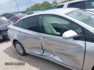 2016 Toyota Prius Two z VIN JTDKBRFU7G3002502, wystawiony jako IAAI lot #42241469 z przebiegiem 120 049 mil mil oraz . Historia ofert i sprzedaży dostępna na DreamBid. Obrazek 13.