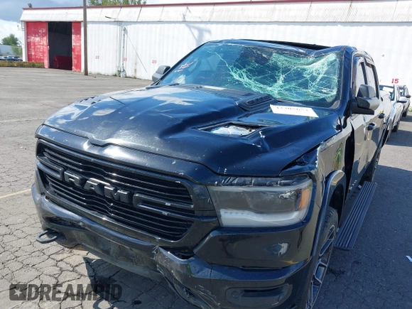 2019 Ram 1500 Laramie z VIN 1C6SRFJT1KN612909, wystawiony jako IAAI lot #42305653 z przebiegiem 105 018 mil mil oraz . Historia ofert i sprzedaży dostępna na DreamBid. Obrazek 6.