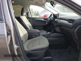 2022 Ford Escape SE with VIN 1FMCU9G62NUB90654, listed as a IAAI auction lot 41258358 with 41,223 mi miles and . Bid and sale history available at DreamBid. Image 5.