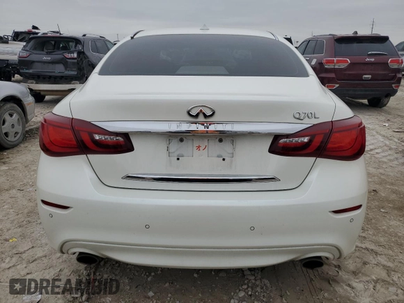2018 Infiniti Q70 Luxe z VIN JN1BY1PP1JM330432, wystawiony jako Copart lot #45237735 z przebiegiem 108 141 mil mil oraz Szkoda całkowita • Salvage title. Historia ofert i sprzedaży dostępna na DreamBid. Obrazek 6.