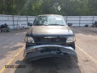 2003 Ford F-150 XL with VIN 1FTRX17W63NA39296, listed as a IAAI auction lot 42465133 with 172,592 mi miles and . Bid and sale history available at DreamBid. Image 12.