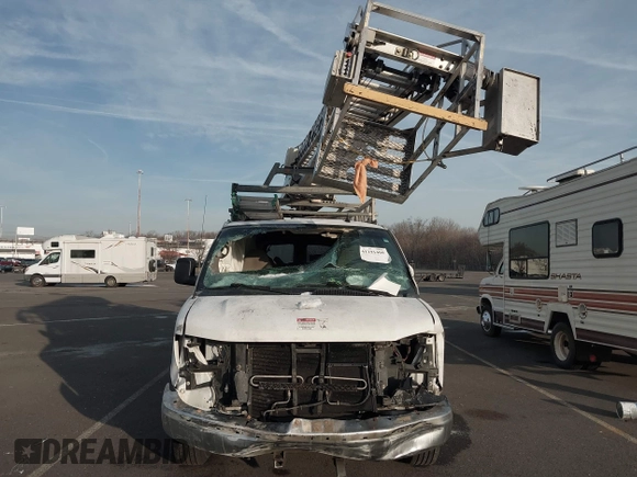 2013 Chevrolet Express Passenger LT with VIN 1GAZG1FG1D1159390, listed as a IAAI auction lot 41191409 with 176,899 mi miles and . Bid and sale history available at DreamBid. Image 6.