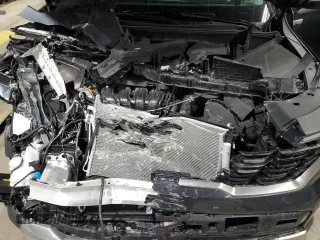 2024 Kia Sorento S z VIN 5XYRLDJC1RG288018, wystawiony jako Copart lot #48064775 z przebiegiem 8 266 mil mil oraz Szkoda całkowita • Salvage title. Historia ofert i sprzedaży dostępna na DreamBid. Obrazek 11.