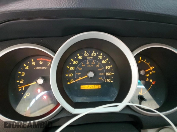 2006 Toyota 4Runner SR5 with VIN JTEZU14R960071972, listed as a Copart auction lot 51695005 with 214,976 mi miles and Salvage Title. Bid and sale history available at DreamBid. Image 9.