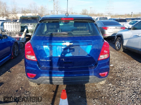 2017 Chevrolet Trax LS with VIN 3GNCJNSB3HL131659, listed as a IAAI auction lot 41892397 with 124,003 mi miles. Bid and sale history available at carsss.com. Image 16.