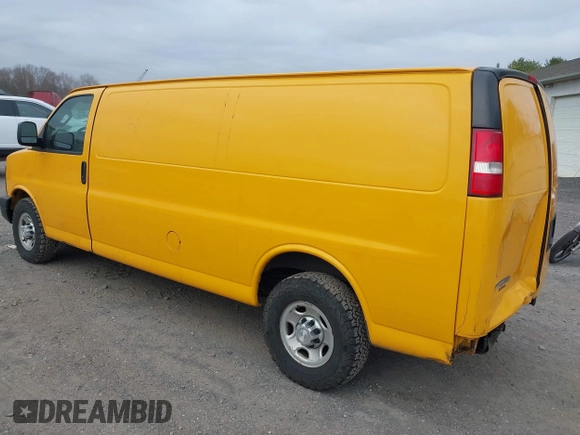 2016 Chevrolet Express Cargo Van with VIN 1GCWGBFF5G1215150, listed as a IAAI auction lot 41672104 with 152,723 mi miles. Bid and sale history available at carsss.com. Image 3.