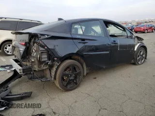 2022 Toyota Prius L Eco with VIN JTDKAMFU5N3178936, listed as a Copart auction lot 84766234 with 18,462 mi miles and Salvage Title. Bid and sale history available at carsss.com. Image 3.