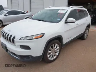 2016 Jeep Cherokee Limited with VIN 1C4PJLDB4GW233315, listed as a IAAI auction lot 41788329 with 116,174 mi miles. Bid and sale history available at carsss.com. Image 2.
